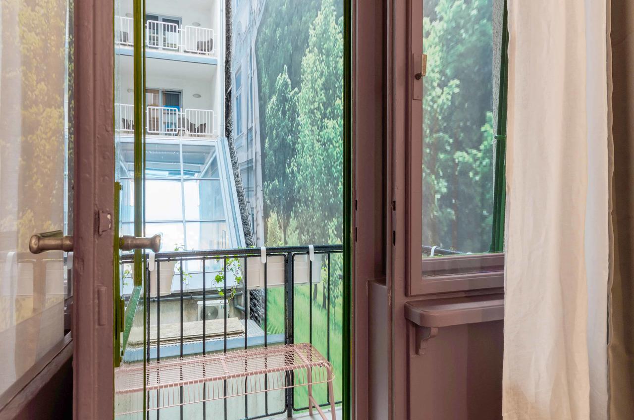 Okra Apartment Budapeste Exterior foto